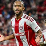 Ο Ελ Κααμπί σε προπόνηση του Ολυμπιακού, εν μέσω φημών για μεταγραφή