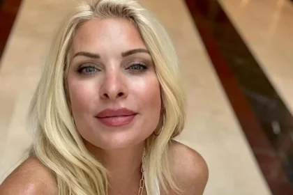 eleni menegaki ntokoumento seferlis