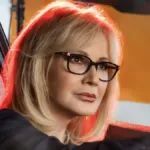 Αγγελική Νικολούλη στον δρόμο της εκπομπής Φως στο Τούνελ