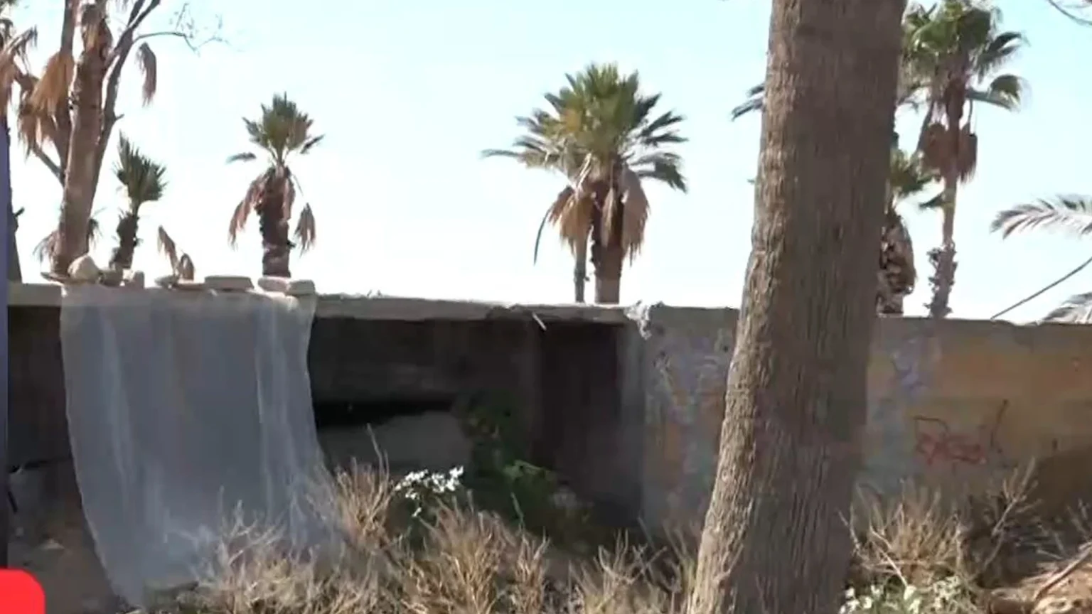 Γλυφάδα: «Δεν ήταν απλά μία γυναίκα της γειτονιάς» – Θλίψη και οργή μετά τον θάνατο της 70χρονης 1 Κάτοικοι στη Γλυφάδα συζητούν κοντά στο σημείο του περιστατικού