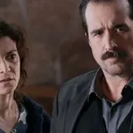 Η Μελίνα αποπλανεί τον Χαραλάμπη στο Grand Hotel