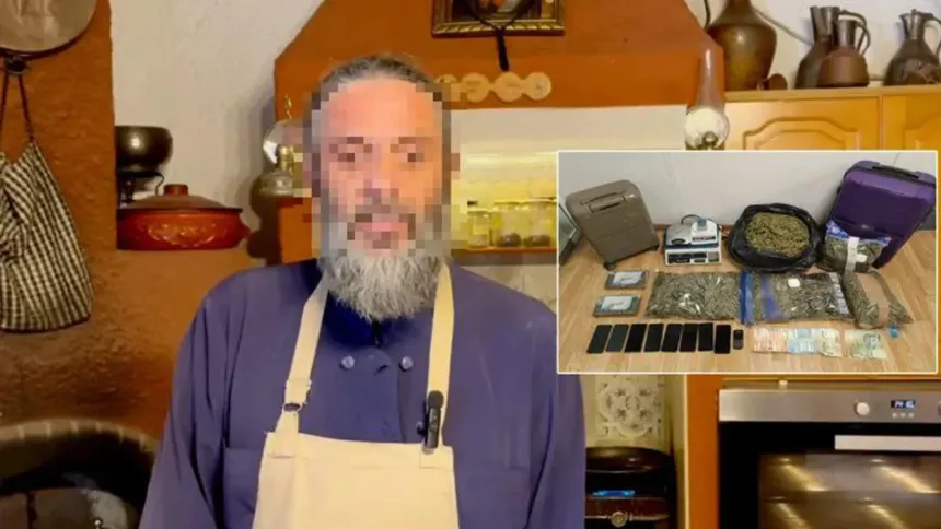 Αστυνομικοί της Δίωξης Ναρκωτικών κατά τη διάρκεια επιχείρησης σε εκκλησία στην Αθήνα.