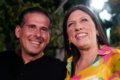 Ο Διαμαντής Καραναστάσης και η Ζωή Κωνσταντοπούλου μετά την παραίτησή του από την Πλεύση Ελευθερίας