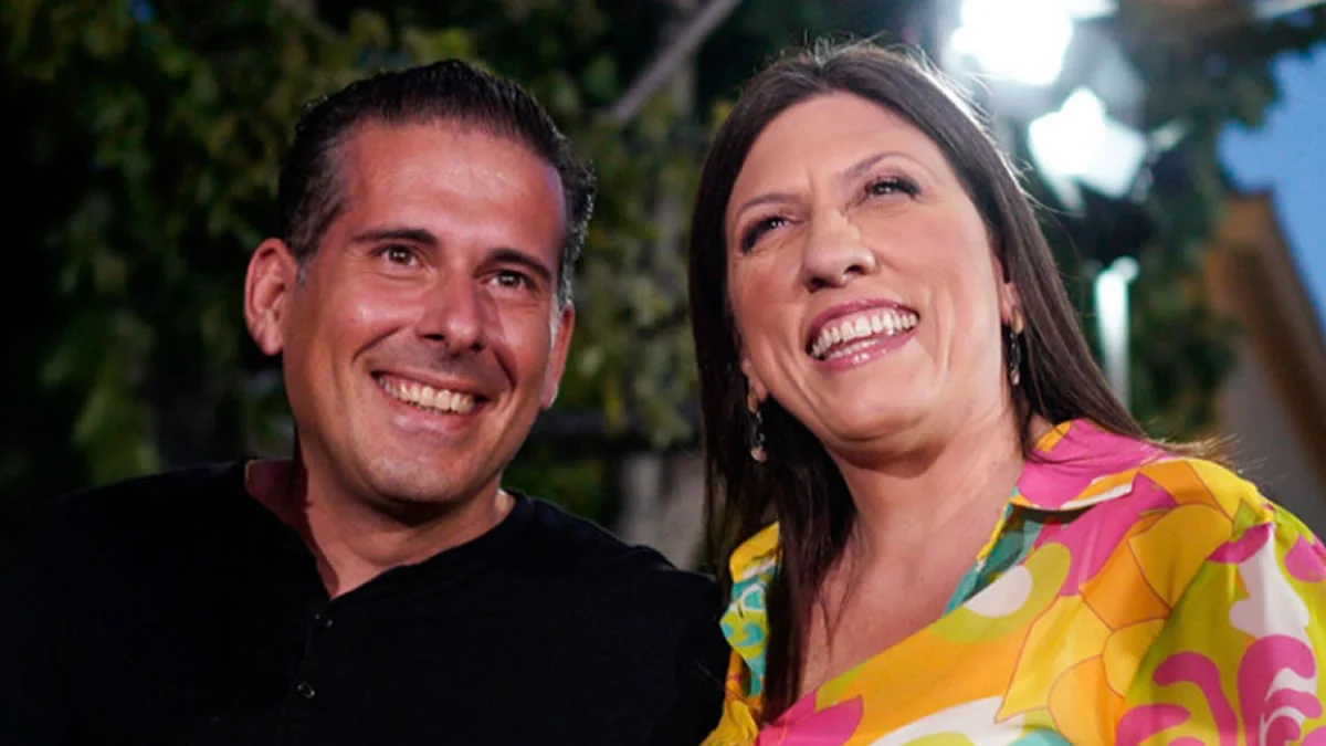 Ο Διαμαντής Καραναστάσης και η Ζωή Κωνσταντοπούλου μετά την παραίτησή του από την Πλεύση Ελευθερίας