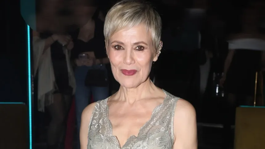 Κωνσταντίνα Μιχαήλ μιλά για τη Μύκονο των ’80s και ’90s