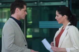 Η Αρετή και ο Οδυσσέας σε έντονη στιγμή από τη σειρά Μια Νύχτα Μόνο