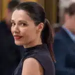 Αρετή συγκινημένη σε σκηνή από τη σειρά Μια Νύχτα Μόνο