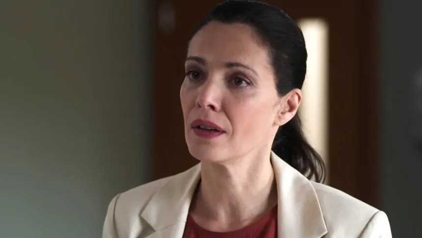 Η Αρετή εξομολογείται τα συναισθήματά της στον Οδυσσέα στη σειρά Μια νύχτα μόνο