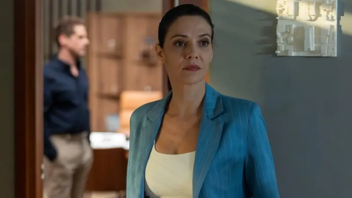 Στιγμιότυπο από τη σειρά «Μια Νύχτα Μόνο» με την Αρετή και τον Οδυσσέα.