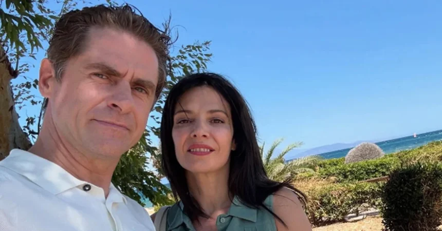 mia nyxta mono lalos lampropoulo