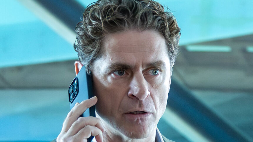 Ο Οδυσσέας μαθαίνει τα νέα και μένει άναυδος στην σειρά Μια νύχτα μόνο