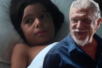 ο Πετράκης σε συγκινητική σκηνή στη σειρά Μια Νύχτα Μόνο