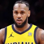 Ο Μόντε Μόρις σε αγώνα των Ιντιάνα Πέισερς πριν από την αποδέσμευσή του