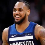 Ο Μόντε Μόρις με τη μπάλα στα χέρια σε αγώνα του ΝΒΑ