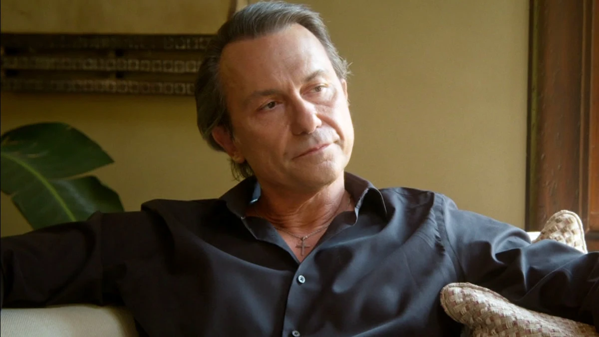 Ο Άγγελος αποκαλύπτει το μυστικό του Λευτέρη και της Φωτεινής στη σειρά Να μ’ αγαπάς