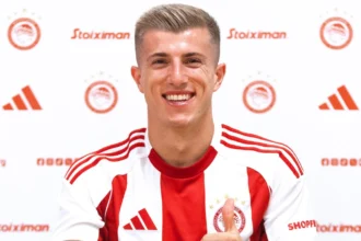 Ο Κοστίνια ανανεώνει το συμβόλαιό του με τον Ολυμπιακό ως το 2029