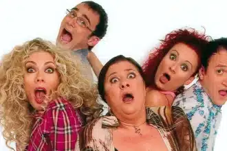 Backstage πλάνα από το επετειακό reunion του Παρά Πέντε στο MEGA