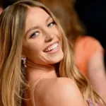 Η Σίντνεϊ Σουίνι σε πρόσφατη εμφάνισή της