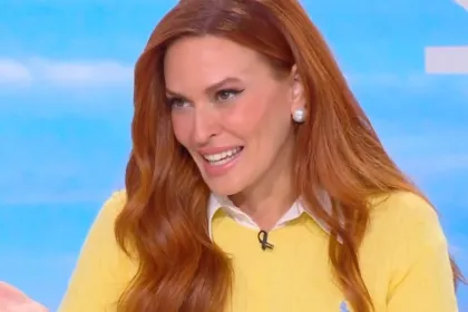 Η Σίσσυ Χρηστίδου συγκινημένη στο πλατό του «Χαμογέλα και πάλι!» μετά τα λόγια ηλικιωμένου.