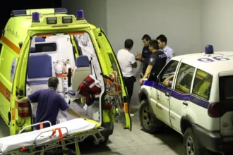 Συναγερμός στην Πάτρα – 50χρονος εντοπίστηκε νεκρός σε πολυκατοικία 3 synagermos stin patra 50chronos entopistik