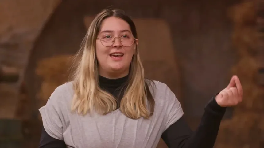 Η Βαλεντίνα Σπέντζα συγκινημένη μετά την αποχώρησή της από τη Φάρμα