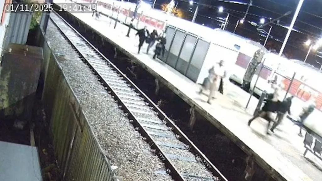 video epithesi traino vretania 1