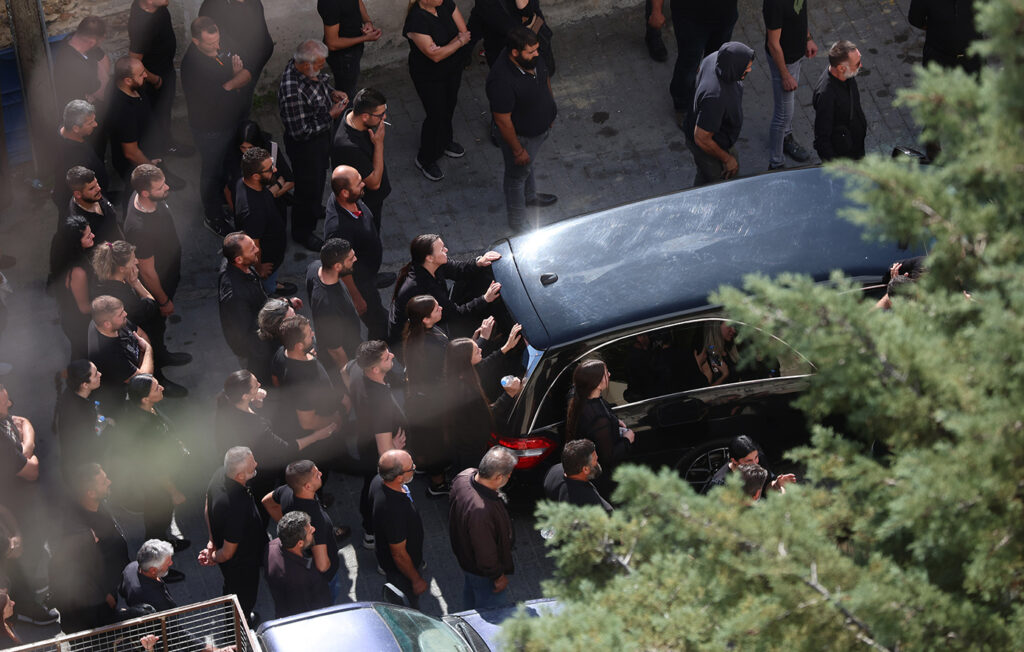 Βορίζια: Θρήνος και οδύνη στην κηδεία του 39χρονου πατέρα πέντε παιδιών 3 vorizia khdeia11