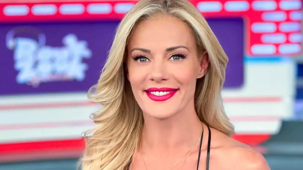 Η Ζέτα Μακρυπούλια σε παλιό στιγμιότυπο που ξαναβγήκε στο φως προκαλώντας αντιδράσεις