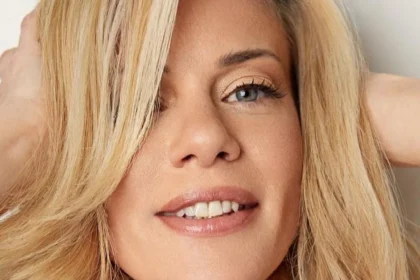 zeta makrypoulia latex look the