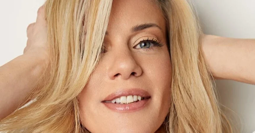 zeta makrypoulia latex look the