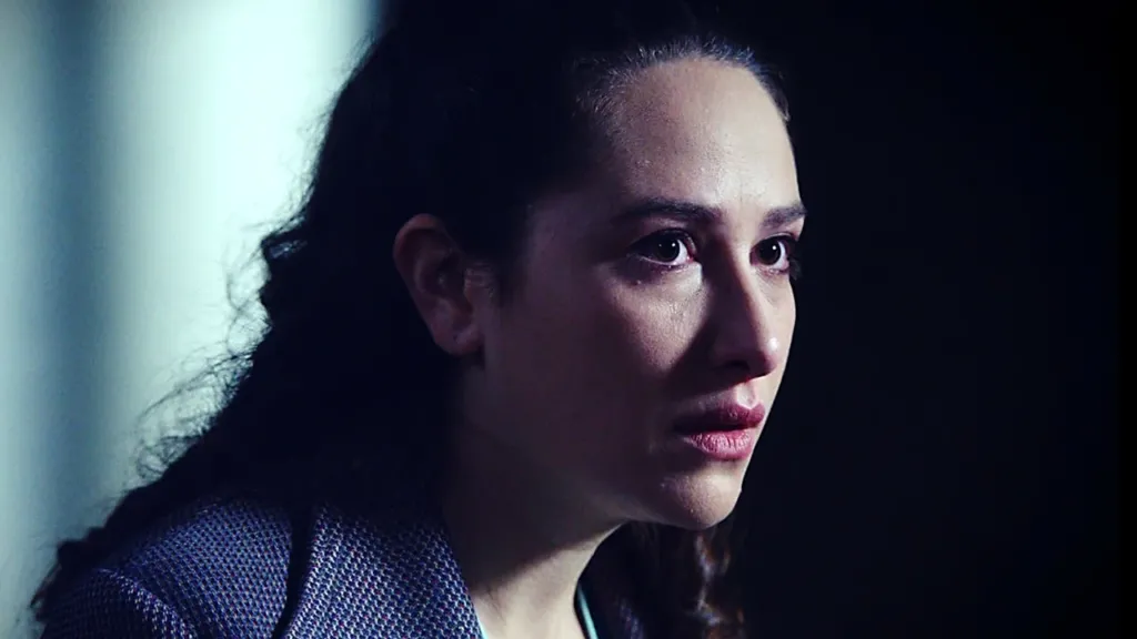 Άγιος Έρωτας: Η Αναστασία αιμόφυρτη στο πάτωμα – Ο Χάρης στο χειρουργείο μάχεται για τη ζωή της 2 η Σοφία συλλαμβάνεται