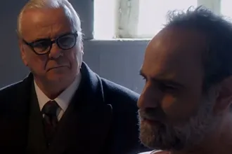 Σκηνή έντασης από τη σειρά «Άγιος Έρωτας»