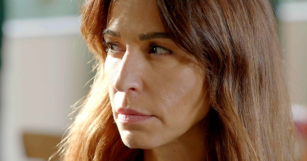 Η Χριστίνα ξεγεννά τη Ρίτα μέσα στη φυλακή στη σειρά «Άγιος Έρωτας»