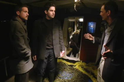 Νυχτερινά γυρίσματα καταδίωξης στη θάλασσα για τον Άγιο Έρωτα στο Γαλαξίδι