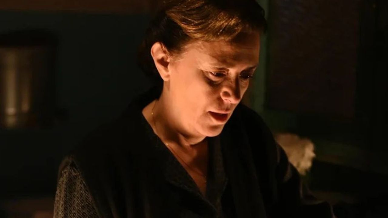 agios erotas i marina psalti apochairetise sygkinimeni tin petroyla to dramatiko tis telos sti seira