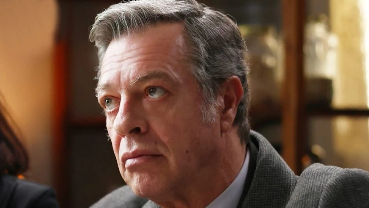 Ο Κλεάνθης από τον «Άγιο Έρωτα» σε στιγμή έντασης στη σειρά.