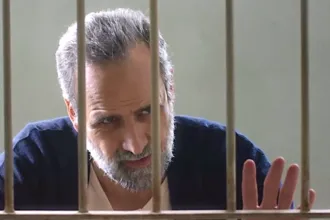 Σκηνή από τη σειρά Άγιος Έρωτας πριν τη διακοπή