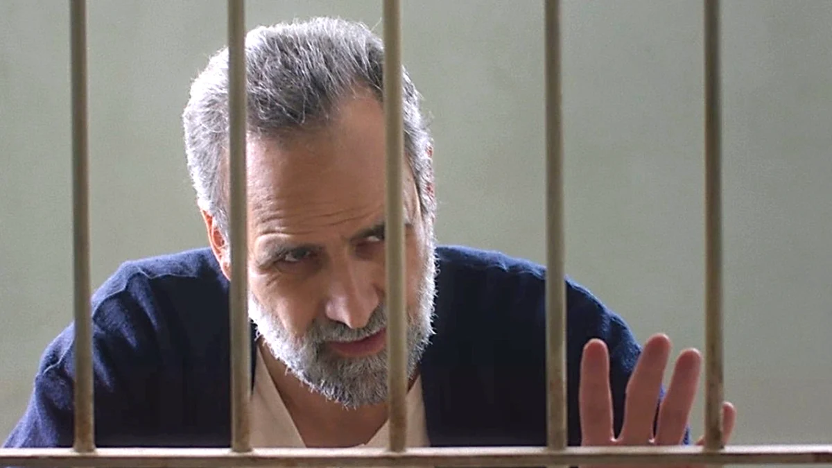 Σκηνή από τη σειρά Άγιος Έρωτας πριν τη διακοπή