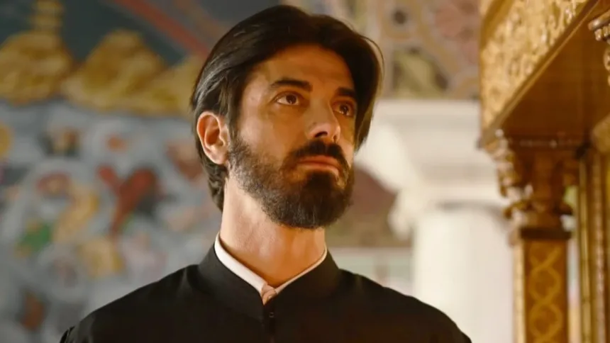 Ο πατέρας Νικόλαος επιστρέφει στη Στέρνα με τη Φανή και φουντώνει η ζήλια της Χλόης