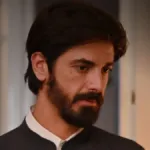 δραματική σκηνή από τη σειρά «Άγιος Έρωτας», λίγο πριν την ανατροπή.