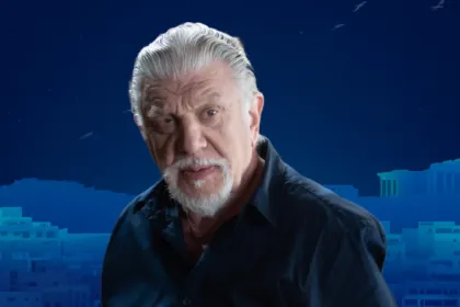 Ο Πέτρος Νταγιάννος σε έντονη σκηνή της σειράς