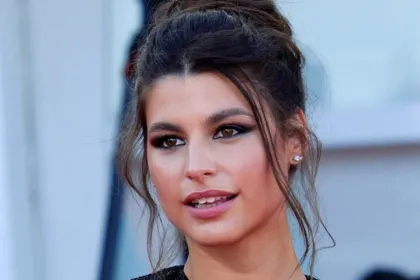 Η Δανάη Παππά στο pre Christmas party του Παλλάς μιλά για μια νέα αρχή στη ζωή της