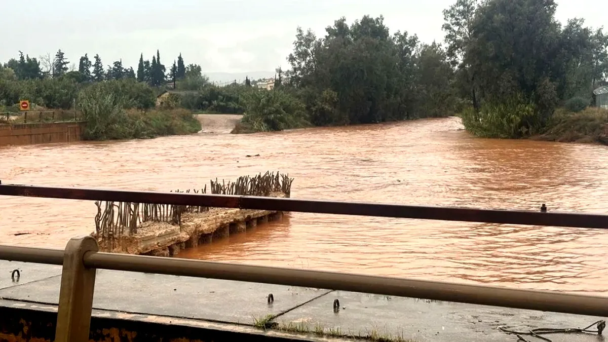 Σαρανταπόταμος σε υψηλή ροή