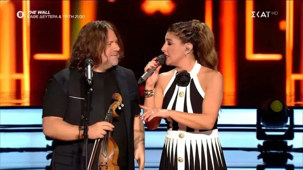 Έλενα Παπαρίζου