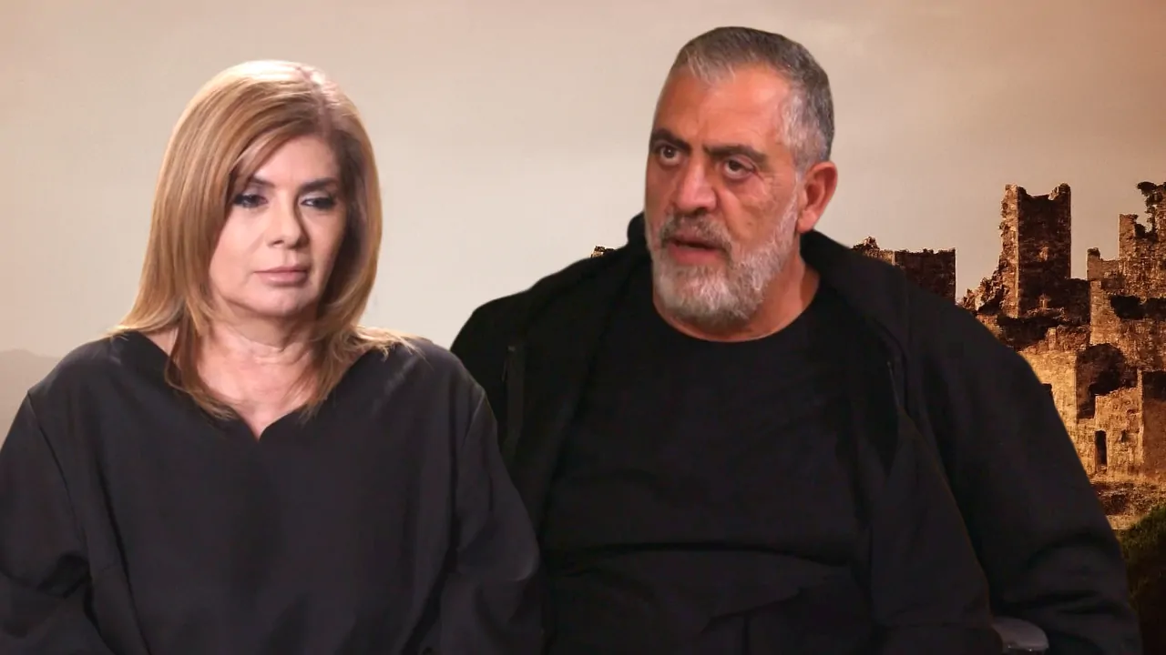 Η Ασπασία και ο Δημοσθένης στη Γη της Ελιάς.