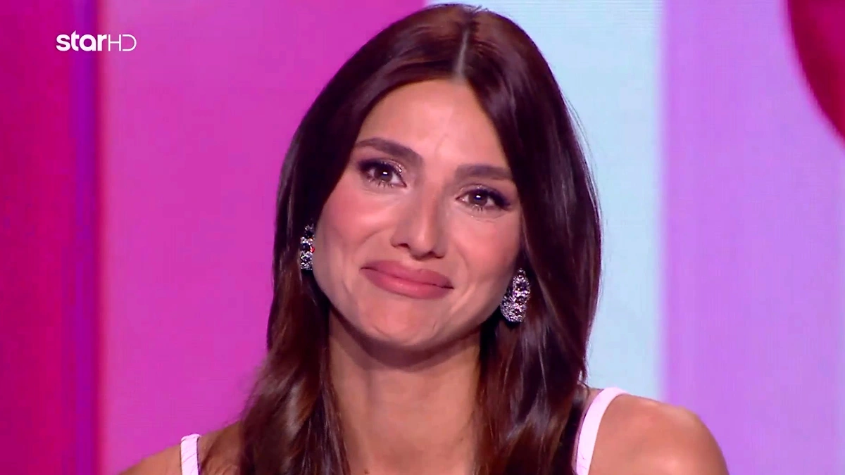 GNTM Ηλιάνα Παπαγεωργίου: Συγκινήθηκε στην αποχώρηση της Άννας στο νέο επεισόδιο 1 Ηλιάνα Παπαγεωργίου συγκινημένη στην αποχώρηση του GNTM