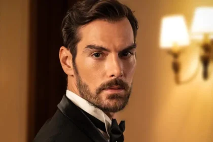 Ο Πέτρος, σε σκηνή έντασης στο Grand Hotel