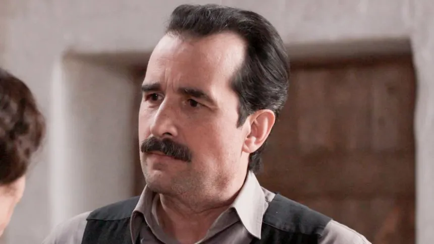 O Χαραλάμπης σε έντονη στιγμή στο Grand Hotel.