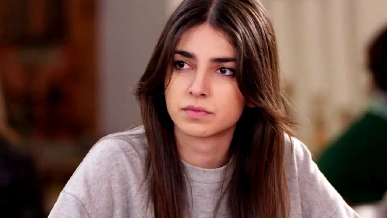 i gi tis elias i vasiliki katarreei prin ton gamo