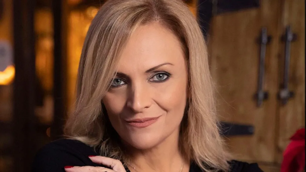 Η Χριστίνα Λαμπίρη λάμπει ξανά στη ζωή της ως χαζογιαγιά 2 Χριστίνα Λαμπίρη